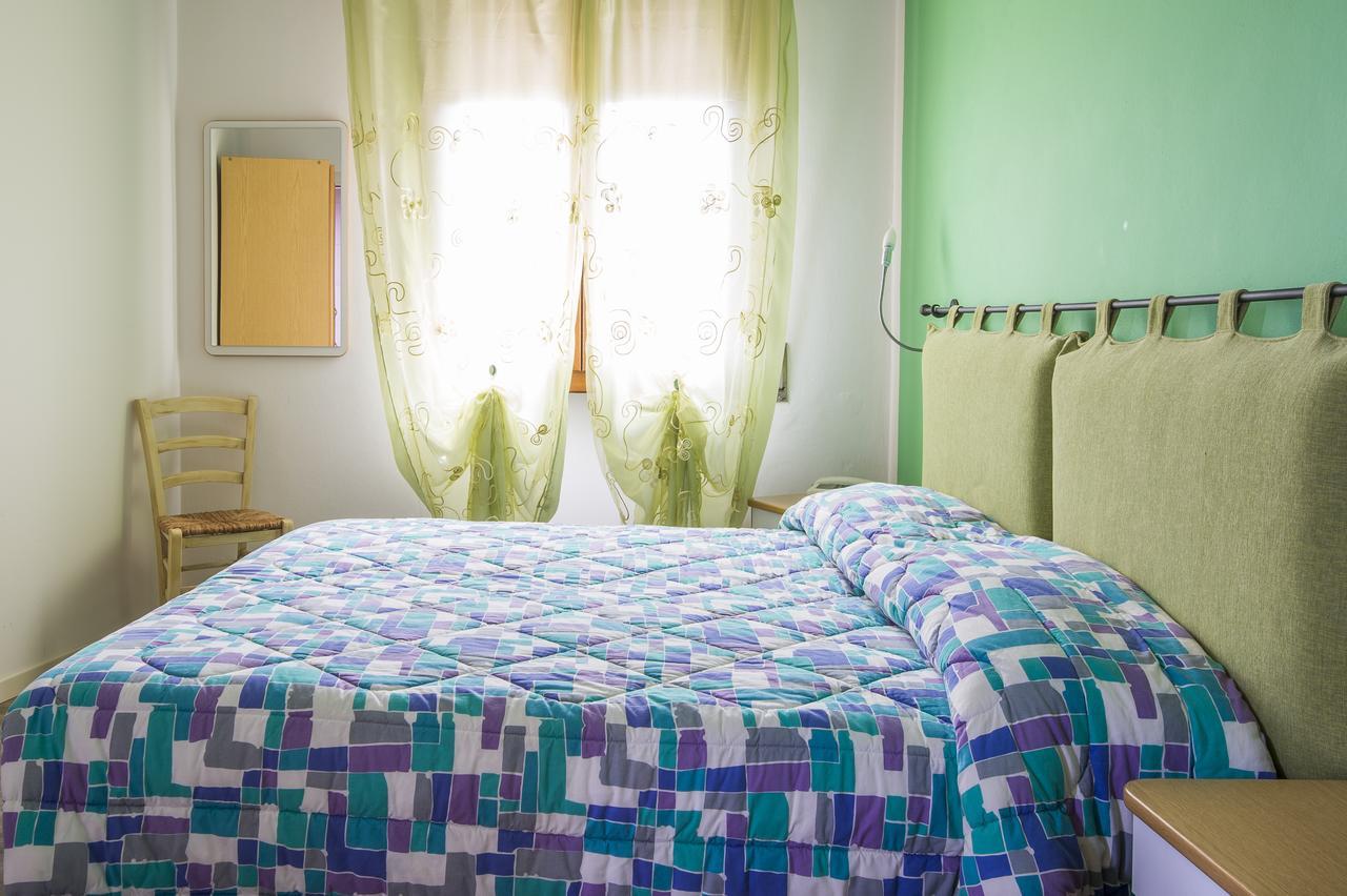 Albergo Colonna بيرتينورو المظهر الخارجي الصورة